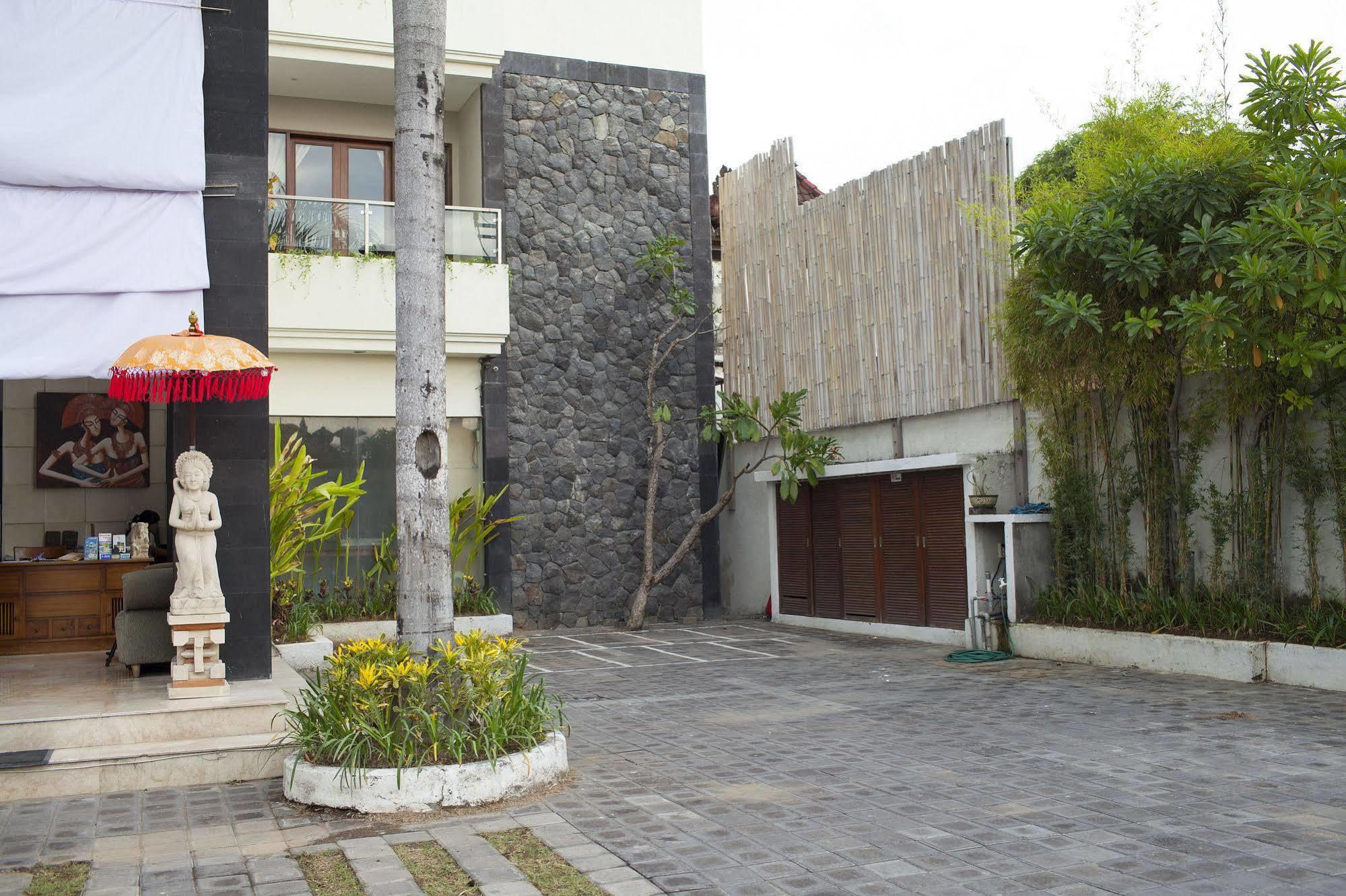 The Segara Suites Tanjung Benoa Exterior foto